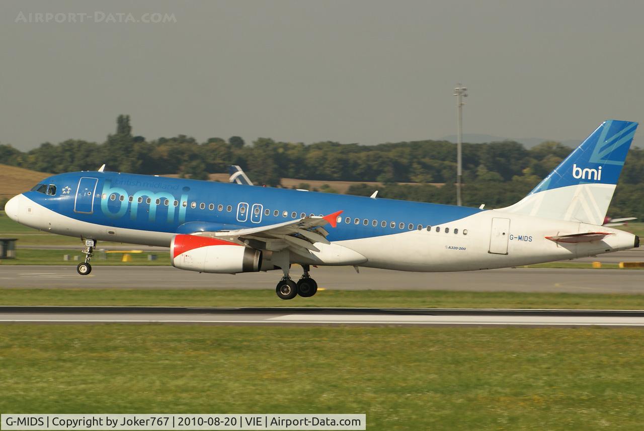 G-MIDS, 2001 Airbus A320-232 C/N 1424, BMI