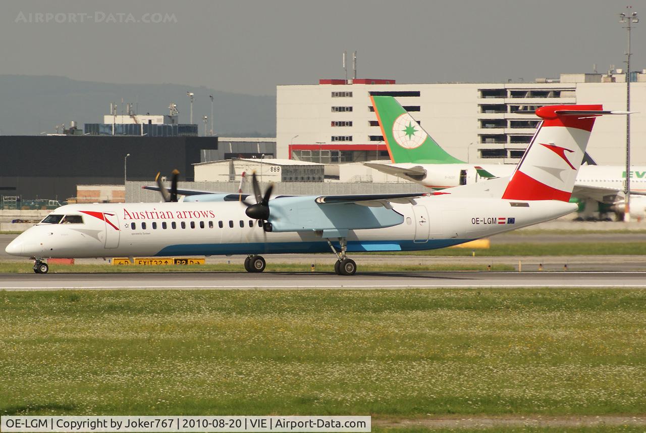 OE-LGM, 2010 De Havilland Canada DHC-8-402Q Dash 8 C/N 4319, Austrian arrows