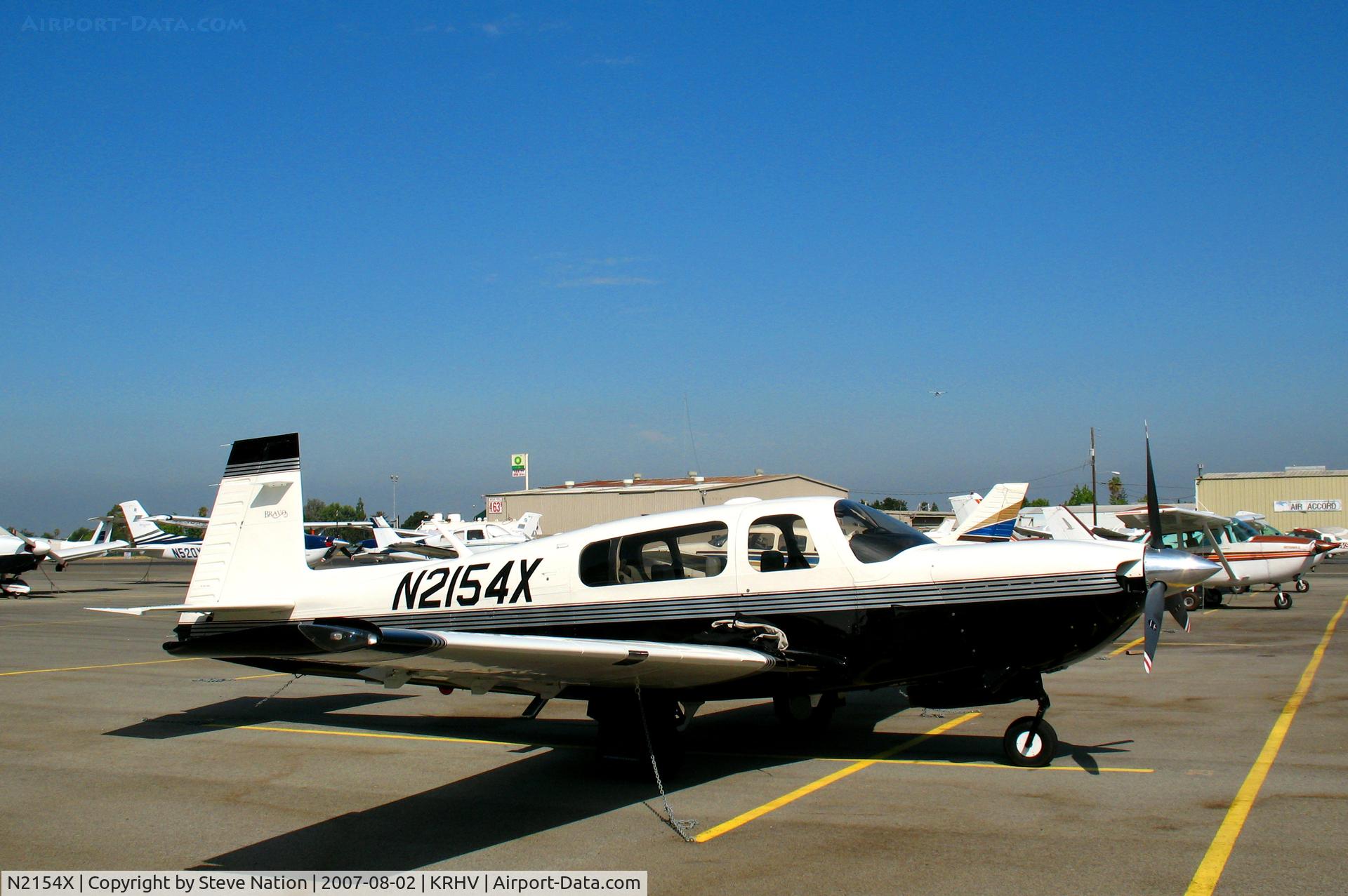 N2154X, 1998 Mooney M20M Bravo C/N 27-0243, 1998 Mooney M20M visiting at Reid-Hillview