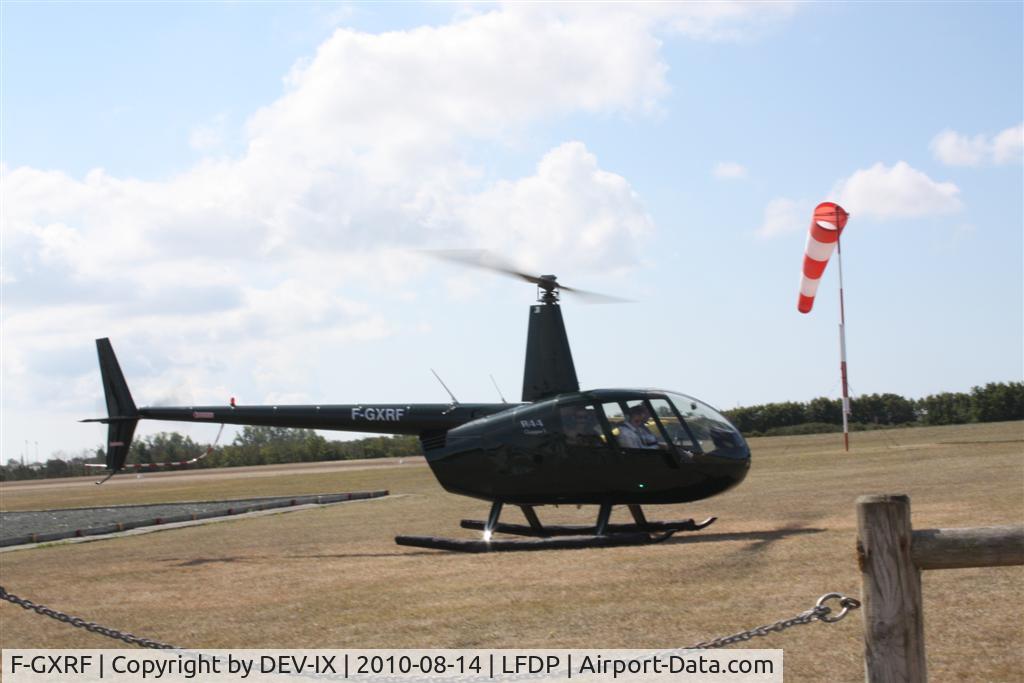 F-GXRF, Robinson ROBINSON R44 C/N 1302, photo taken on holliday in France, l'Ile d'Oleron