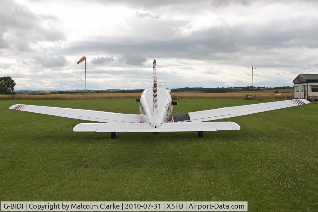 G-BIDI, 1978 Piper PA-28R-201 Cherokee Arrow III C/N 28R-7837135, Piper PA-28R-201 Cherokee Arrow lll at Fishburn Airfield in July 2010.