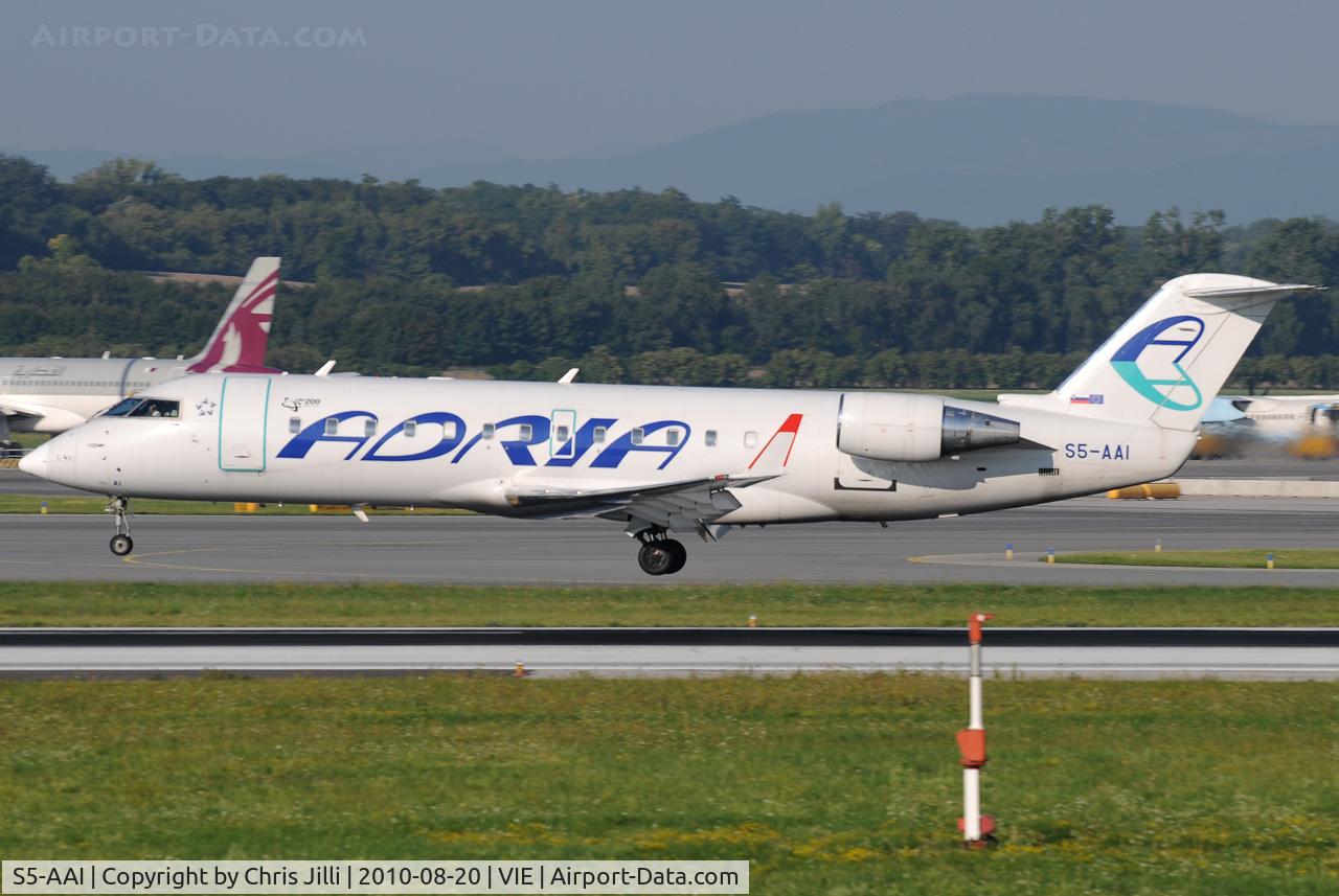 S5-AAI, 1998 Canadair CRJ-200LR (CL-600-2B19) C/N 7248, Adria