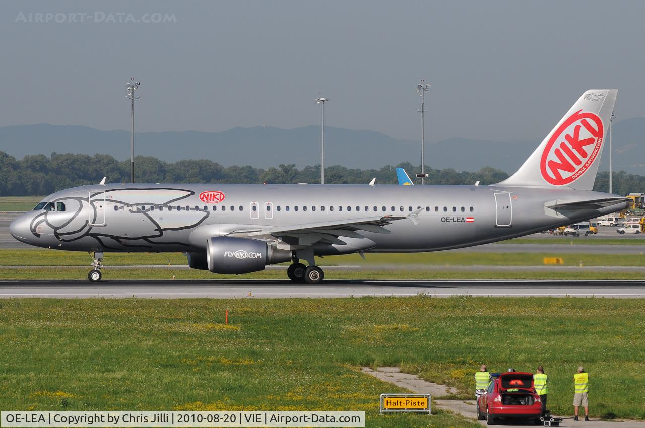 OE-LEA, 2005 Airbus A320-214 C/N 2529, NIKI