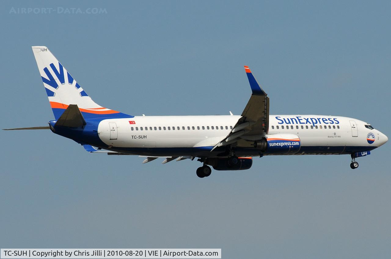 TC-SUH, 2002 Boeing 737-8CX C/N 32366, SunExpress