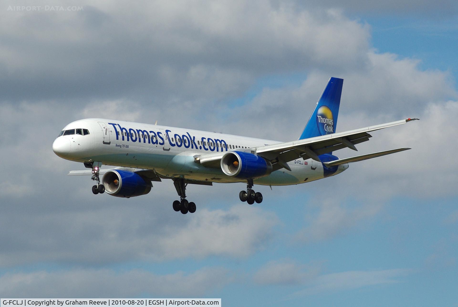 G-FCLJ, 1993 Boeing 757-2Y0 C/N 26160, Landing at Norwich.