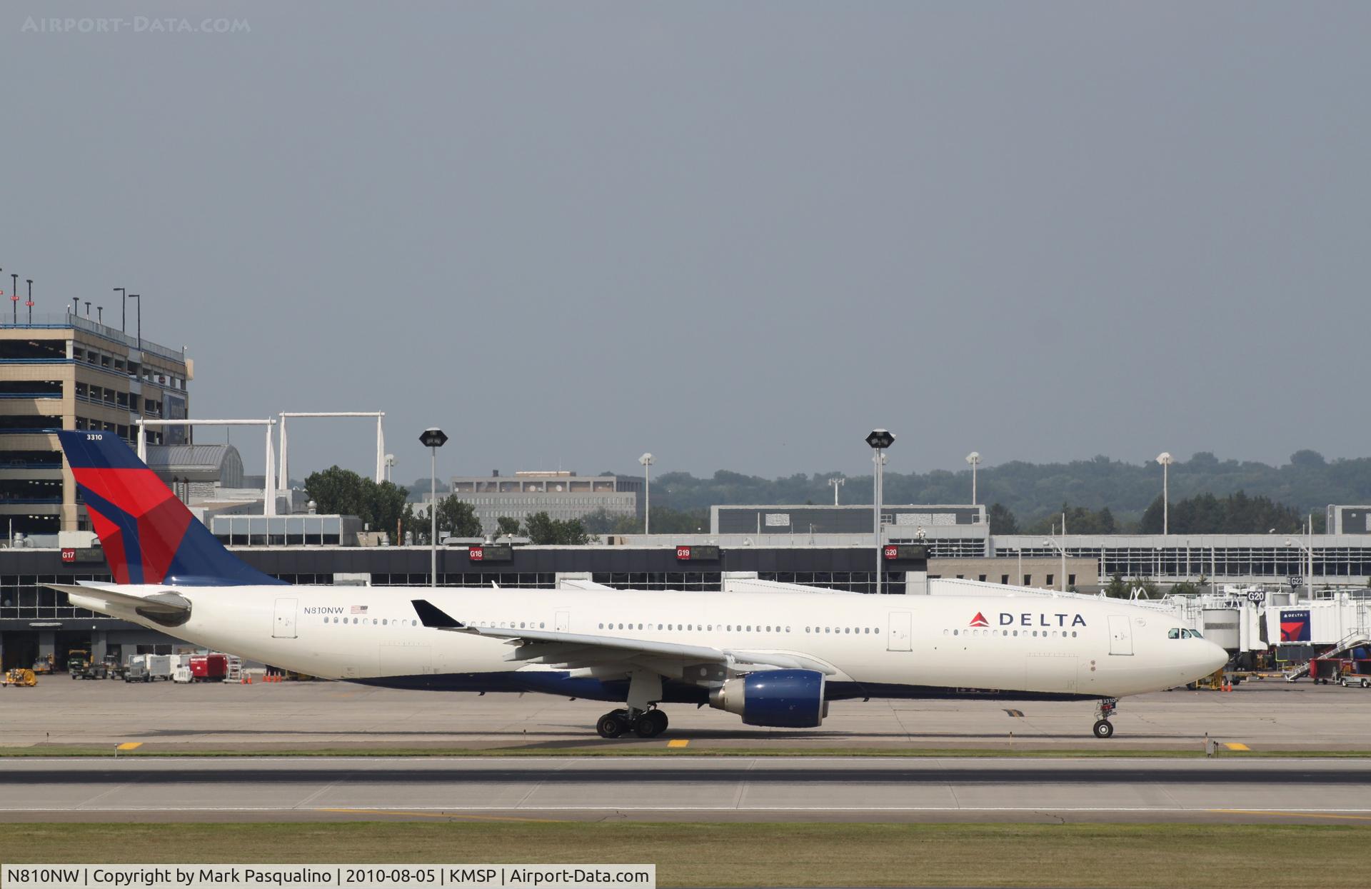 N810NW, 2005 Airbus A330-323 C/N 0674, Airbus A330-300