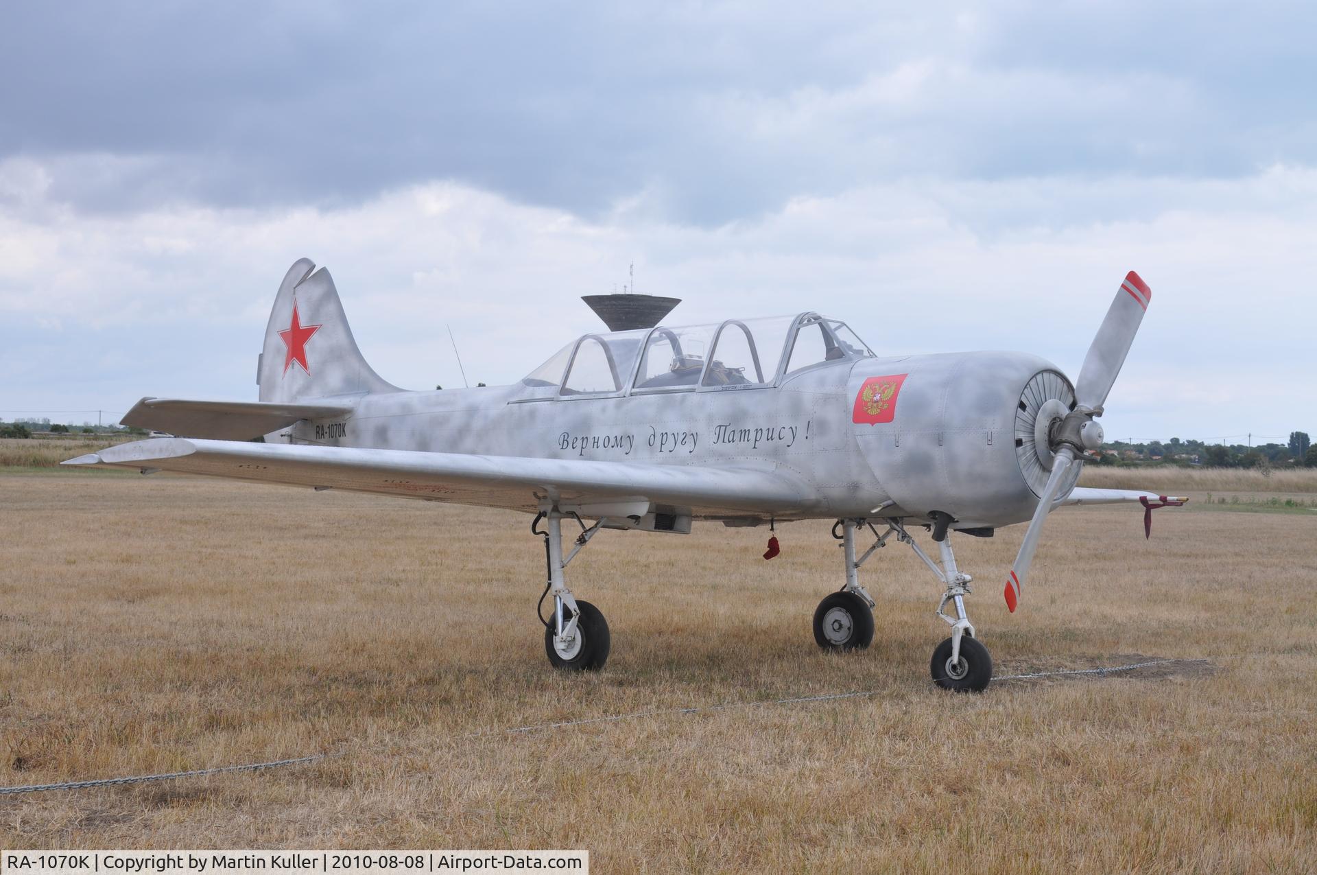RA-1070K, 1989 Yakovlev Yak-52 C/N 1070, seen this plane in La tranche sur Mer