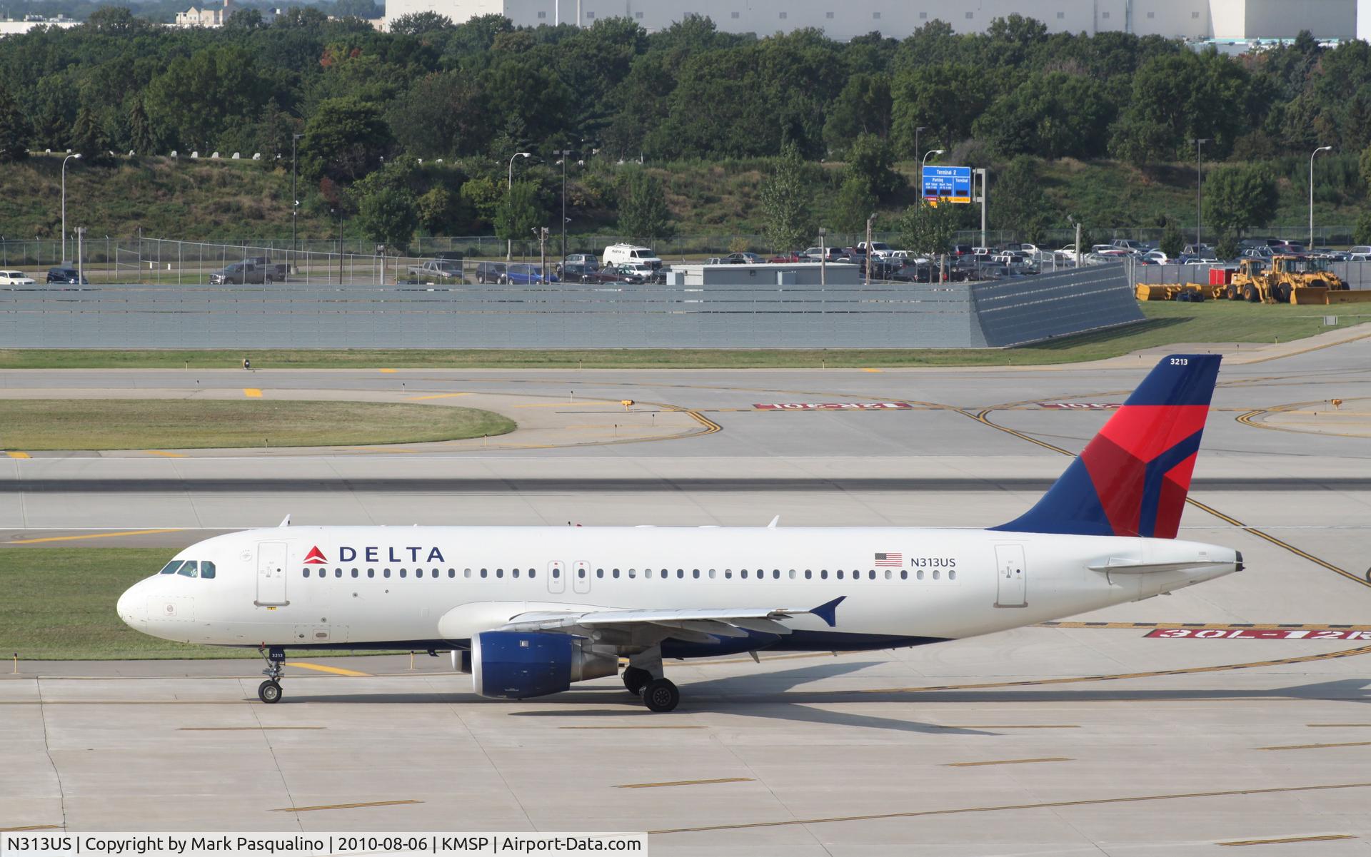 N313US, 1990 Airbus A320-211 C/N 153, Airbus A320