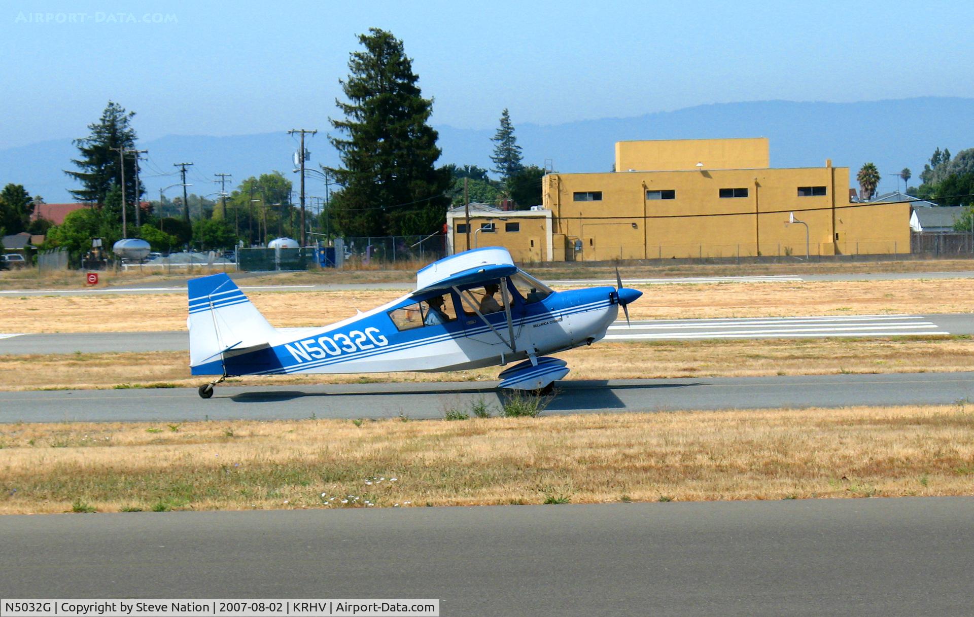 N5032G, 1978 Bellanca 7ECA Citabria C/N 1283-79, 1978 Bellanca 7ECA taxiing for take-off