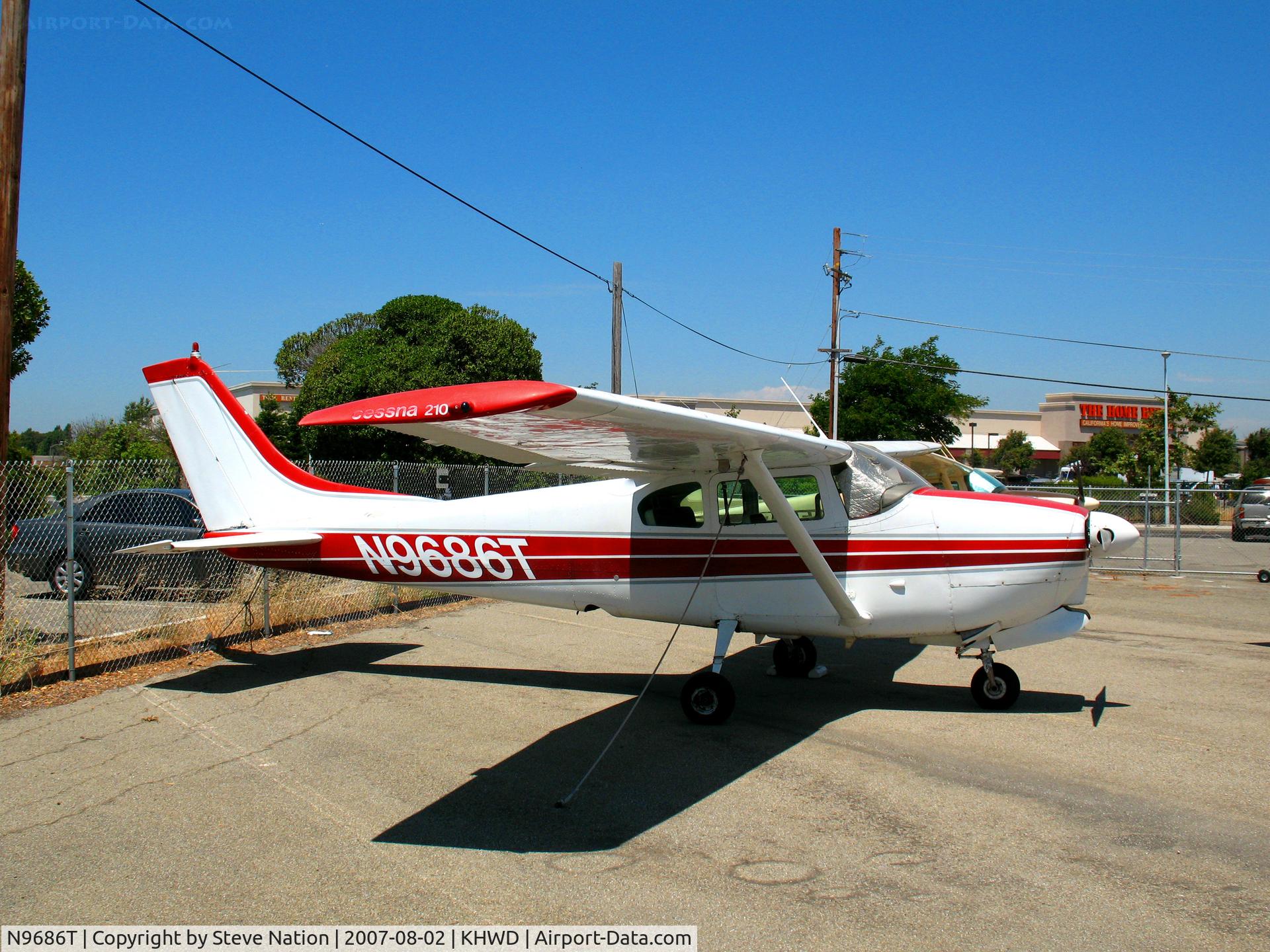 N9686T, 1960 Cessna 210 C/N 57486, 1960 Cessna 210 visiting from Las Vegas