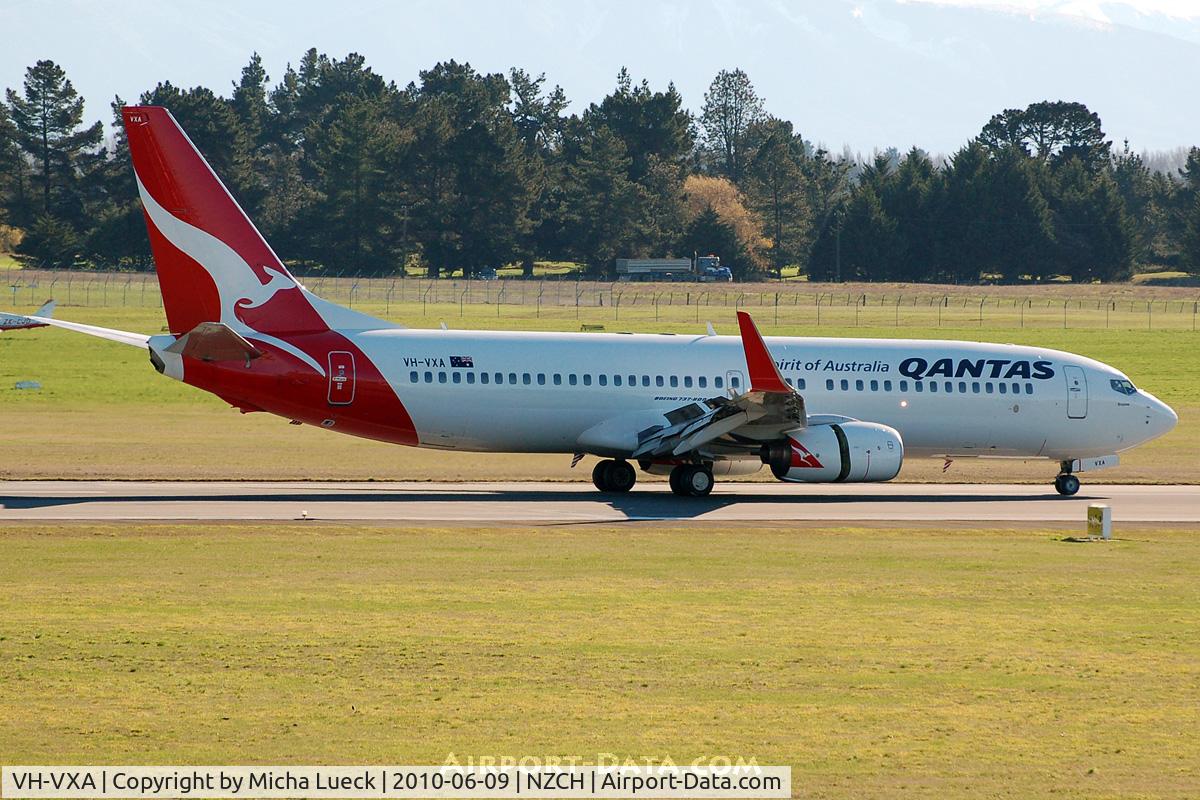 VH-VXA, 2001 Boeing 737-838 C/N 29551, At Christchurch