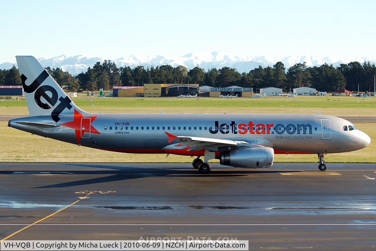 VH-VQB, 2009 Airbus A320-232 C/N 3743, At Christchurch