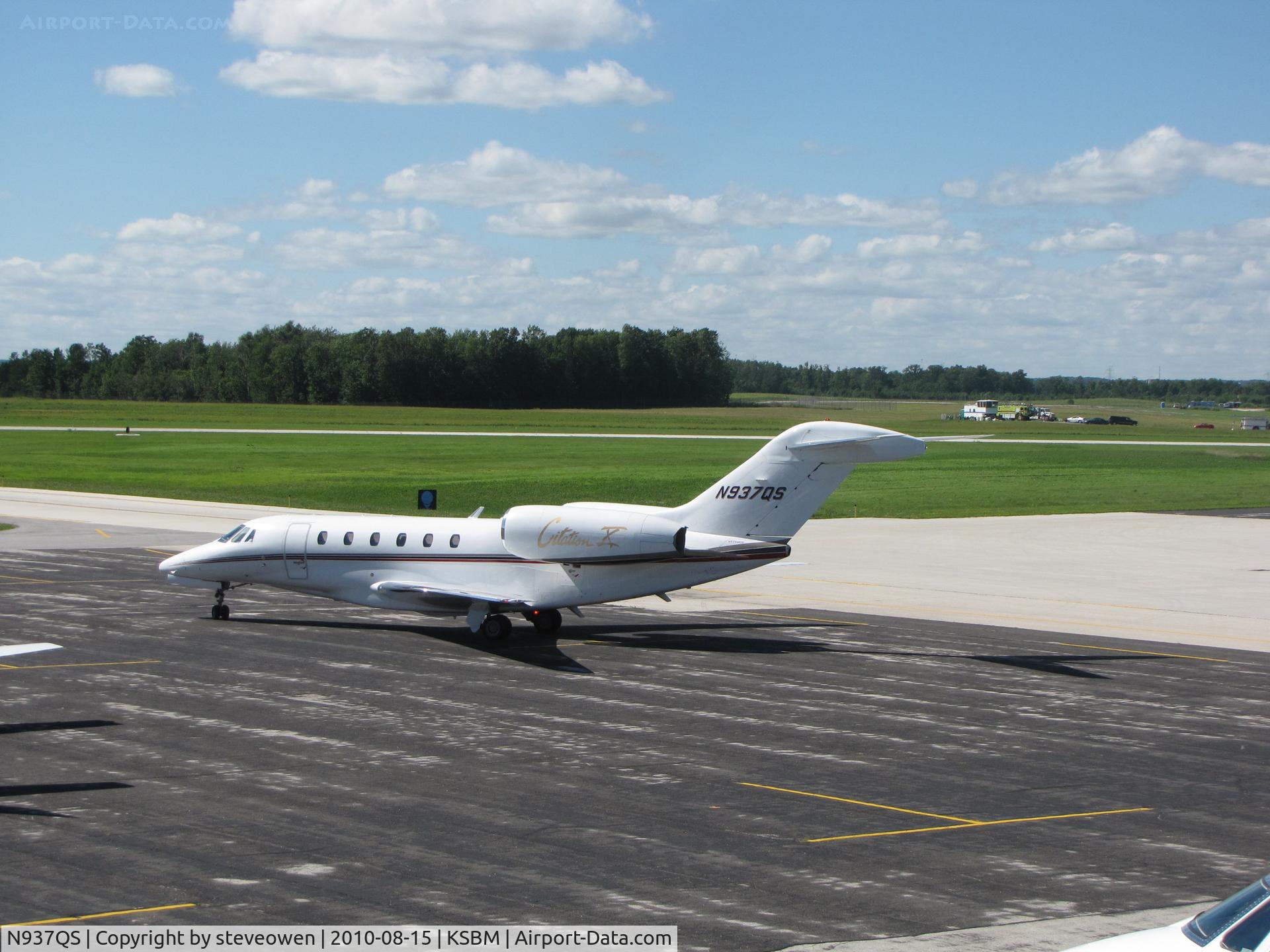 N937QS, 2000 Cessna 750 Citation X Citation X C/N 750-0137, Taxing @KSBM during the PGA Tour