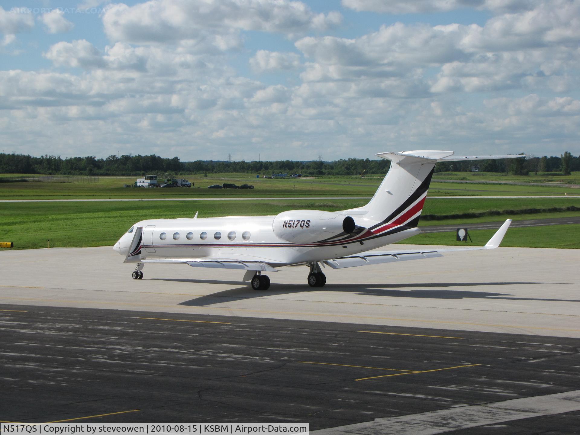 N517QS, 2008 Gulfstream Aerospace GV-SP (G550) C/N 5209, Tiger Woods. Leaving KSBM during the PGA Tour