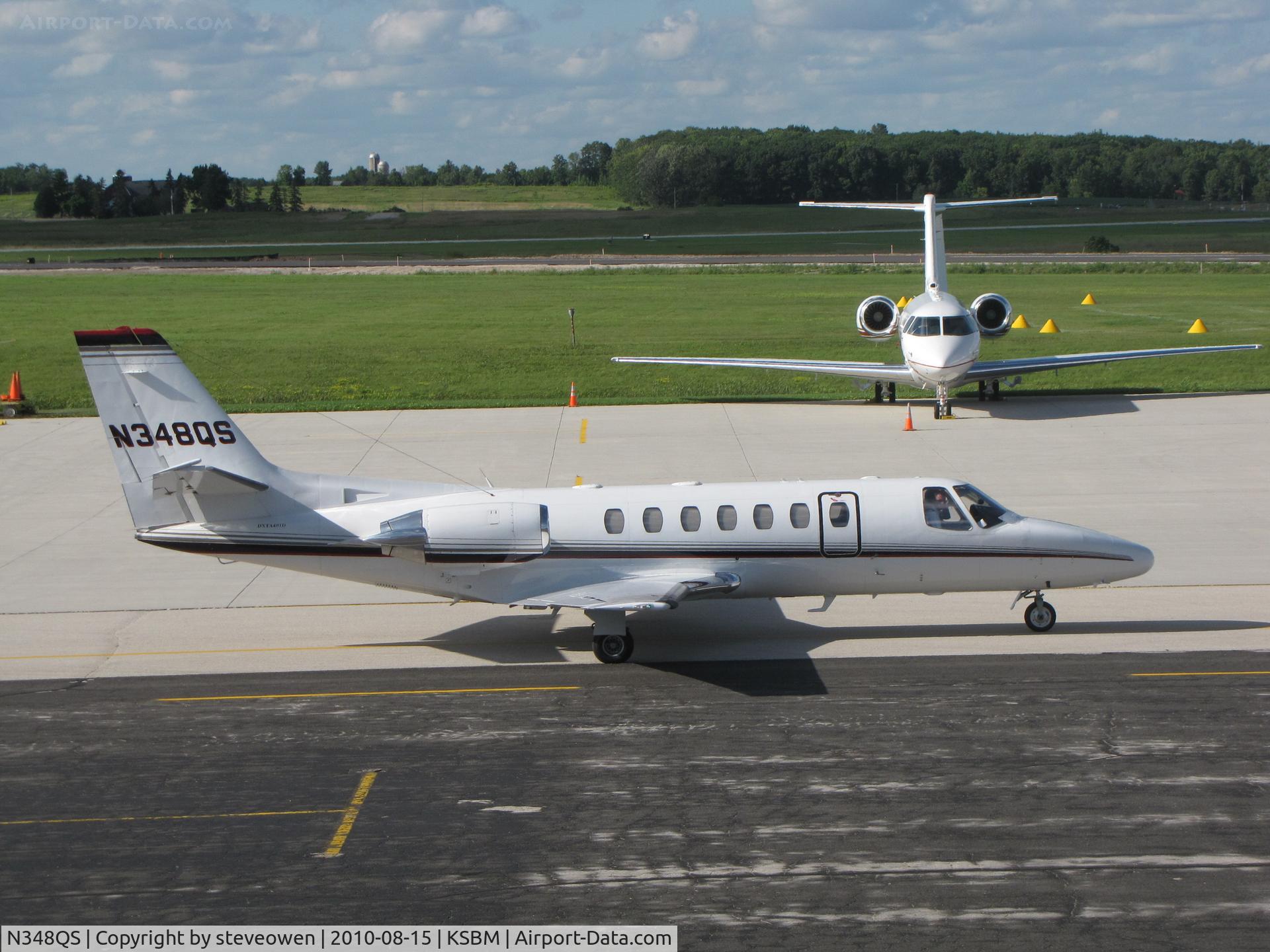N348QS, 1996 Cessna 560 Citation Ultra C/N 560-0348, On the Ramp @ KSBM uring the PGA Tour