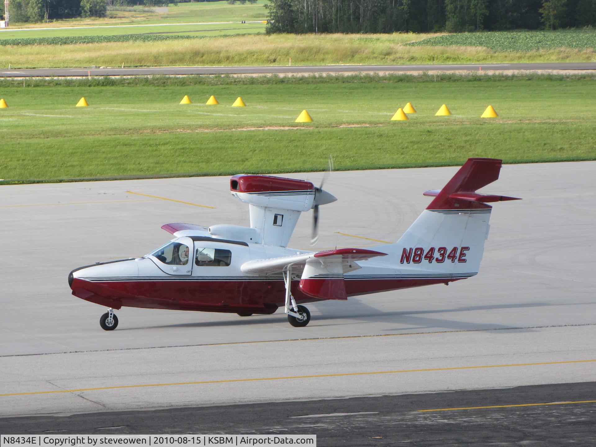 N8434E, 1989 Aerofab Inc Lake 250 C/N 99, Fish out of water??
