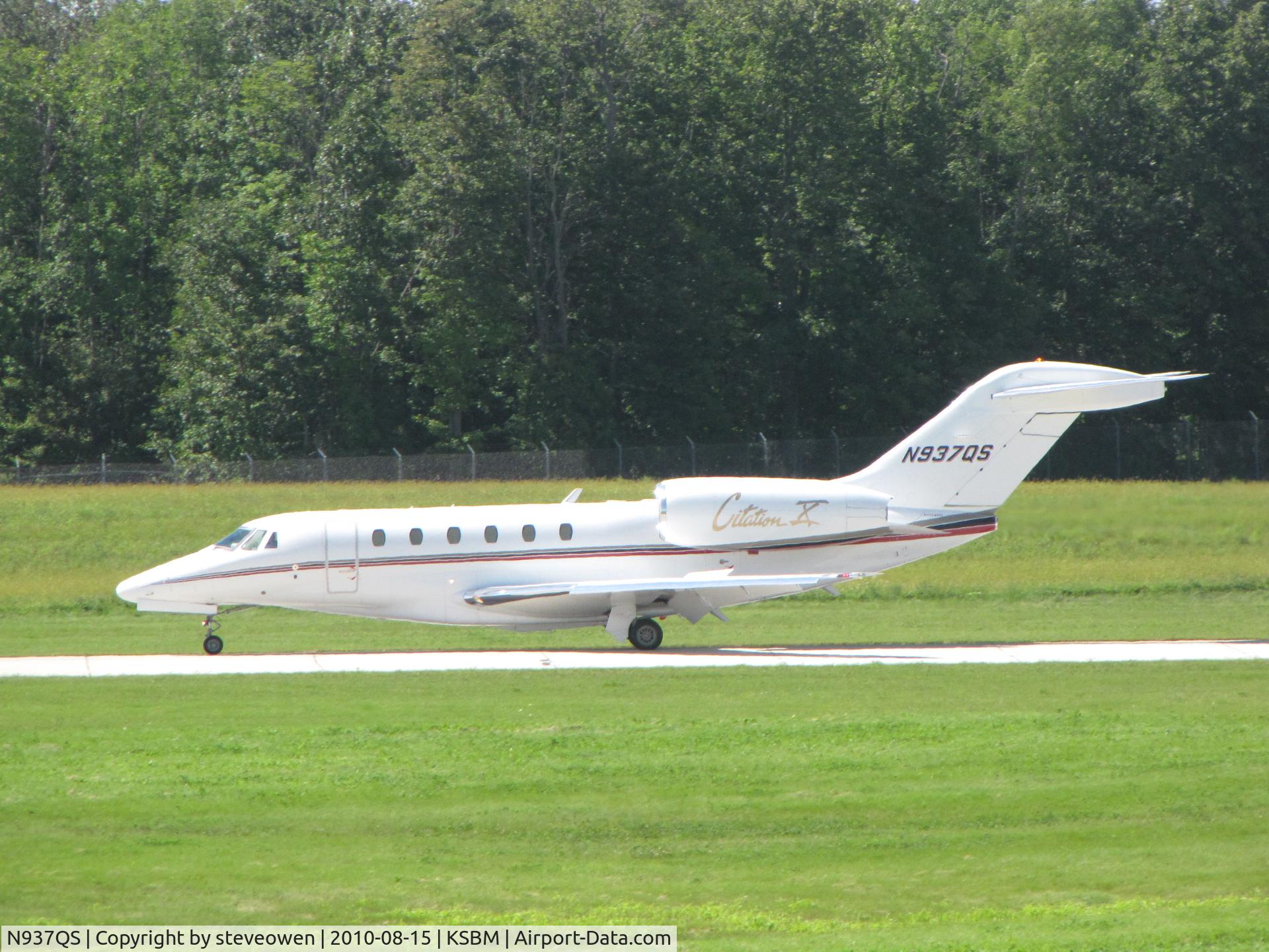 N937QS, 2000 Cessna 750 Citation X Citation X C/N 750-0137, landing @ KSBM