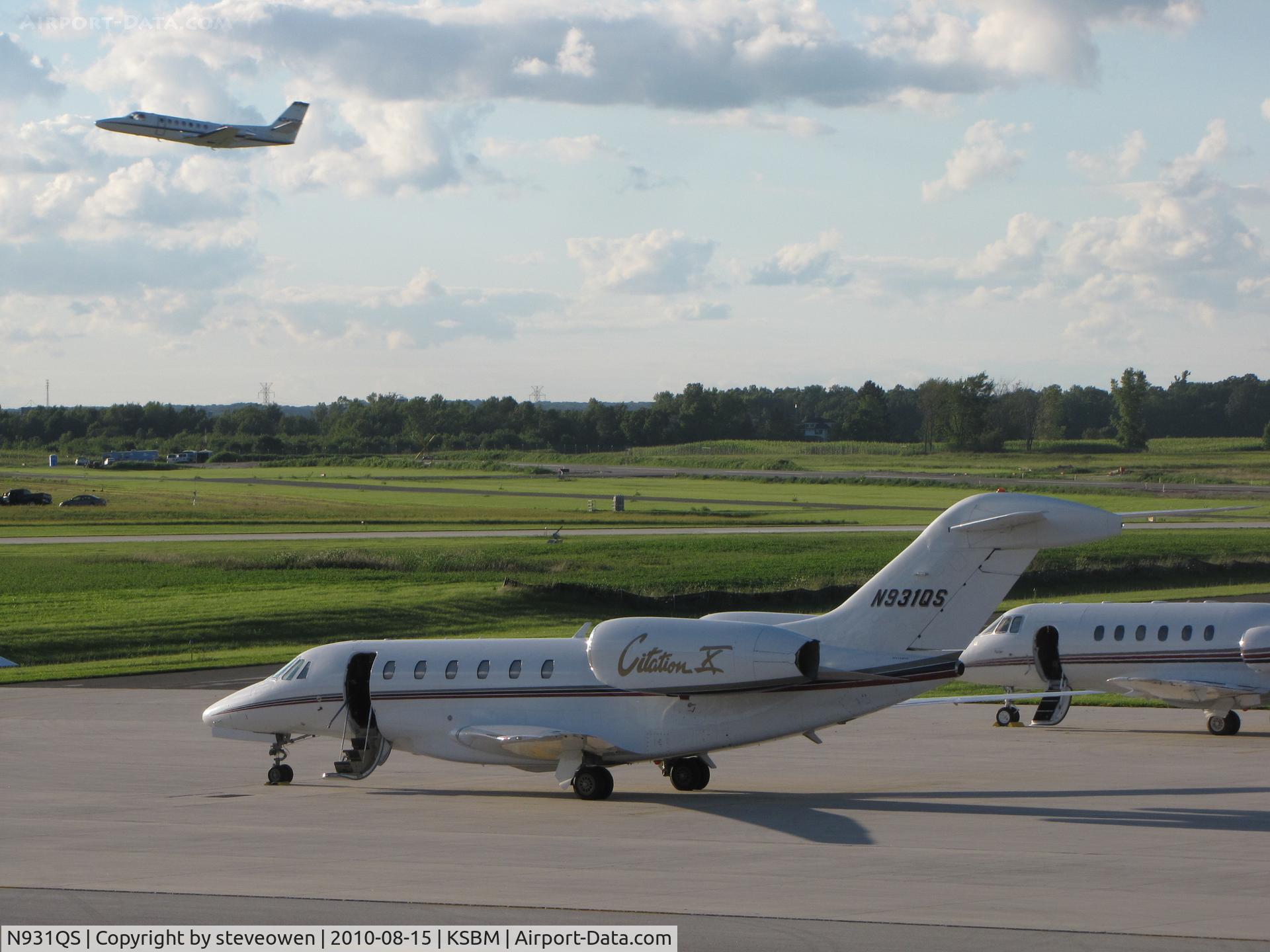 N931QS, 1998 Cessna 750 Citation X C/N 750-0064, picking up VIP's after the PGA tour