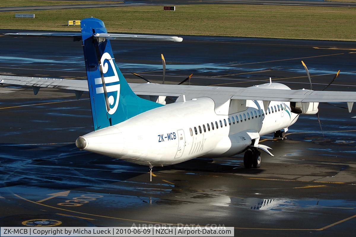 ZK-MCB, 1999 ATR 72-212A C/N 598, At Christchurch