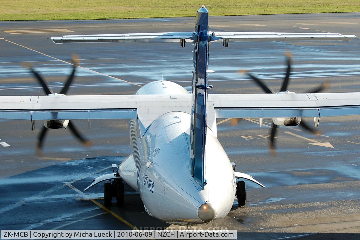 ZK-MCB, 1999 ATR 72-212A C/N 598, At Christchurch