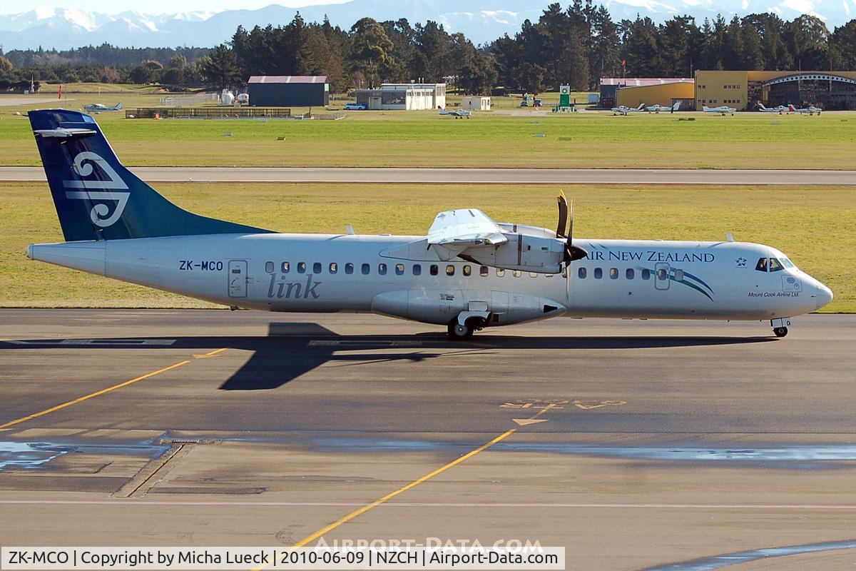 ZK-MCO, 1999 ATR 72-212A C/N 628, At Christchurch