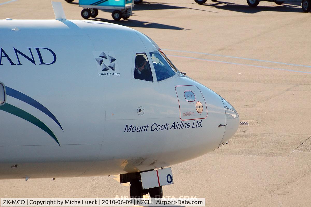 ZK-MCO, 1999 ATR 72-212A C/N 628, At Christchurch