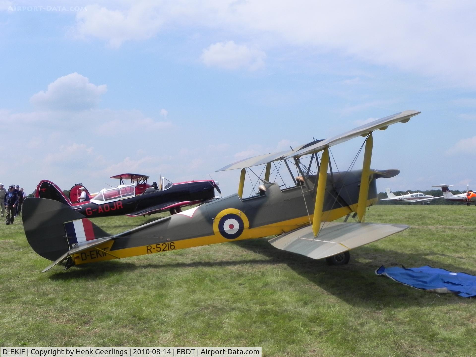 D-EKIF, 1940 De Havilland DH-82A Tiger Moth II C/N 83091, Schaffen - Diest Oldtimer Fly - In , Belgium , Aug 2010