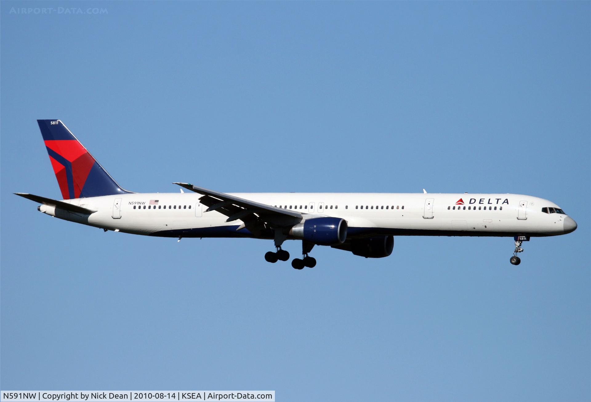 N591NW, 2003 Boeing 757-351 C/N 32991, KSEA