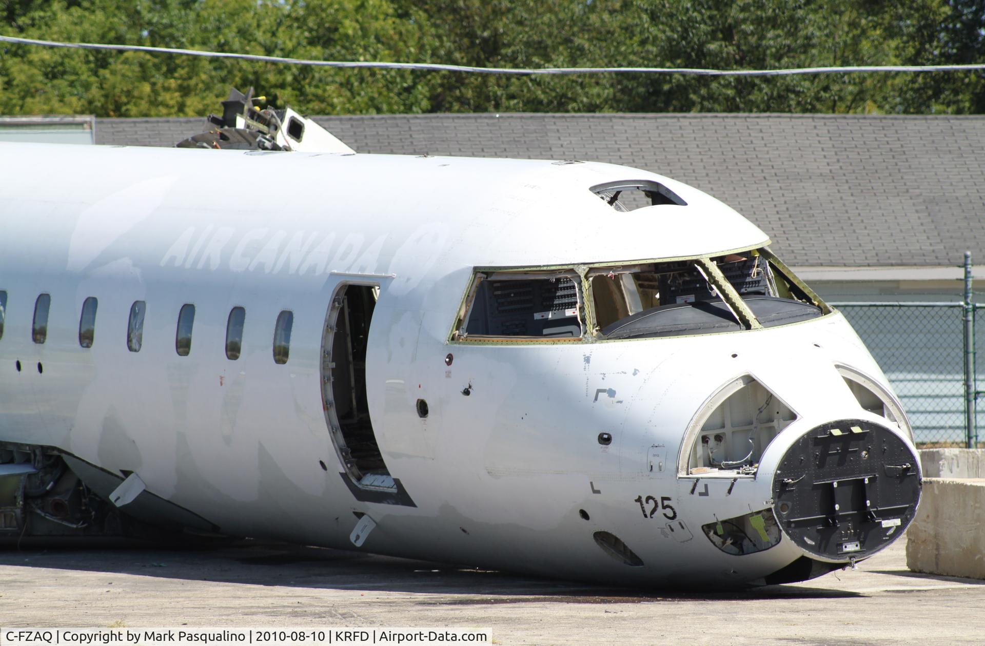 C-FZAQ, 1997 Canadair CRJ-100ER (CL-600-2B19) C/N 7155, CL-600-2B19