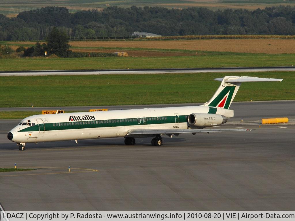 I-DACZ, 1991 McDonnell Douglas MD-82 (DC-9-82) C/N 53058/1927, Normally Alitalia uses CRJ 900 of Air One for the flights to VIE. MD 82 is a rare visitor. Mind also the 