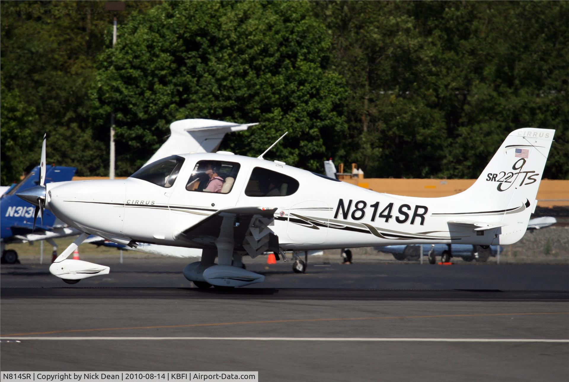 N814SR, 2006 Cirrus SR22 C/N 2184, KBFI