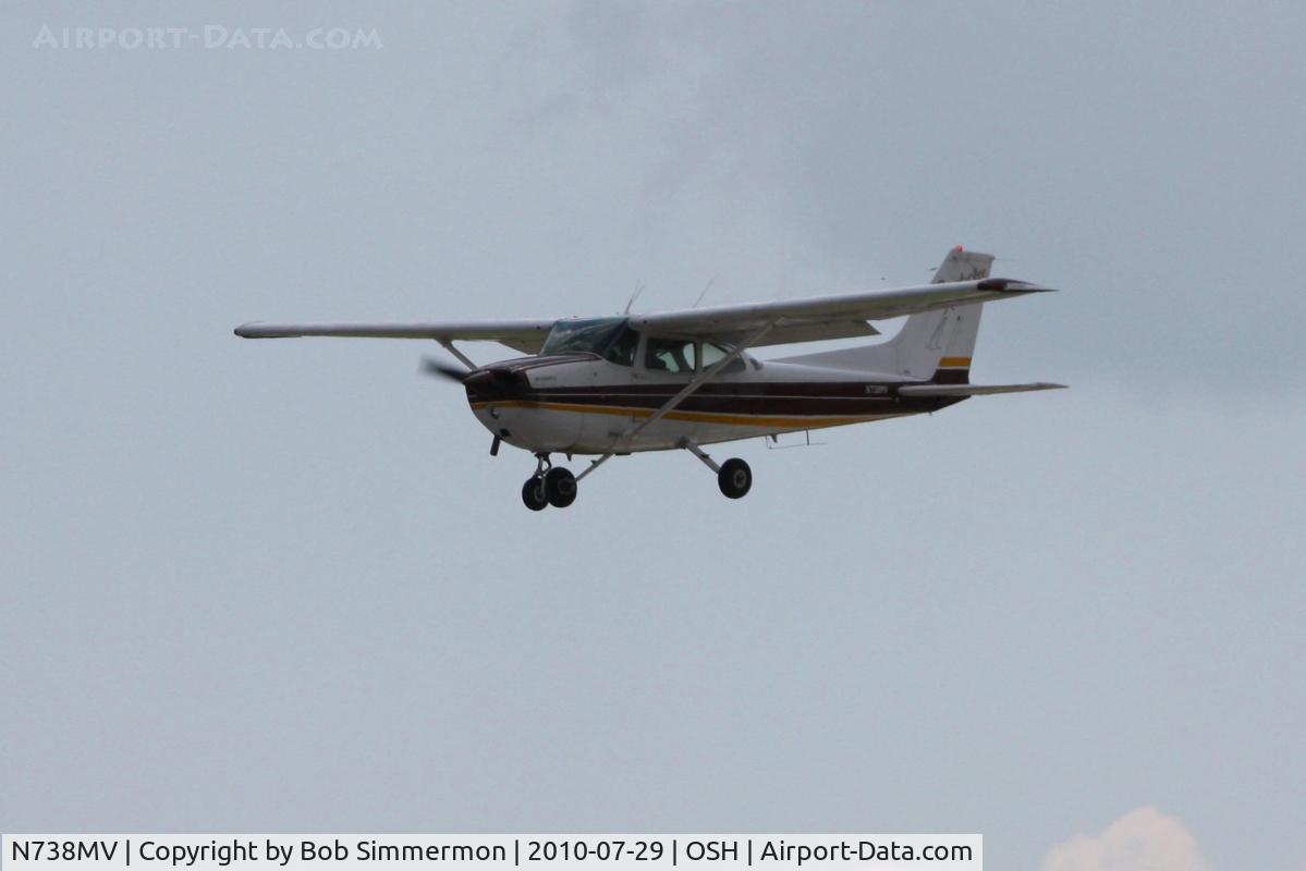 N738MV, 1977 Cessna 172N C/N 17270092, Arriving at Airventure 2010 - Oshkosh, Wisconsin