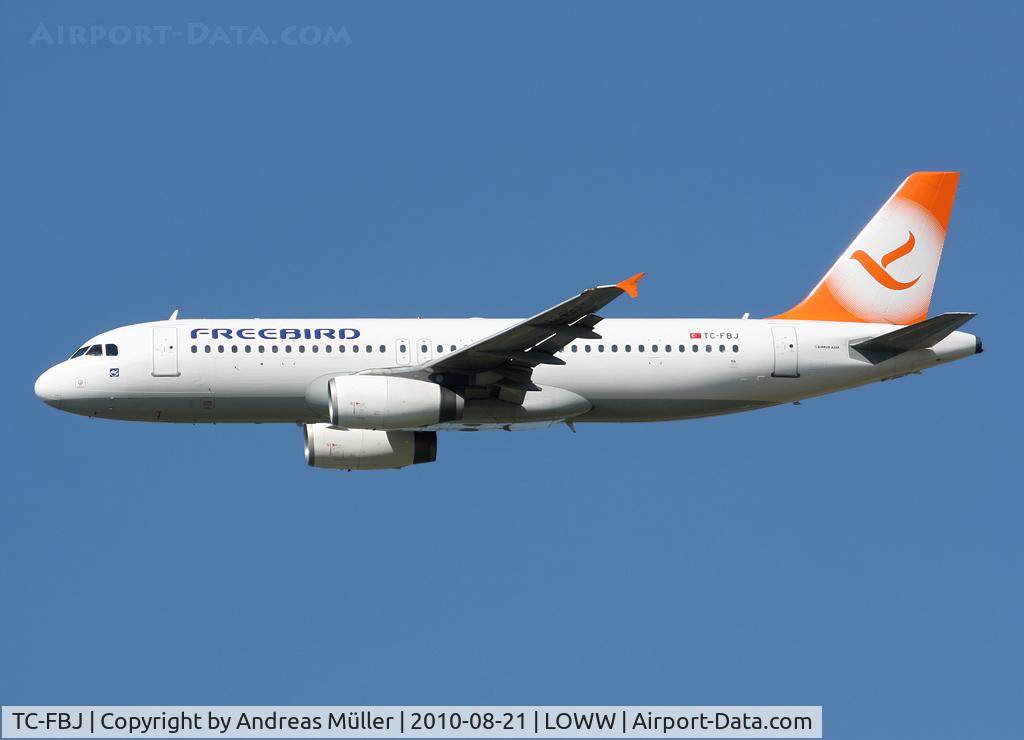 TC-FBJ, 1996 Airbus A320-232 C/N 580, Takeoff to GRZ.