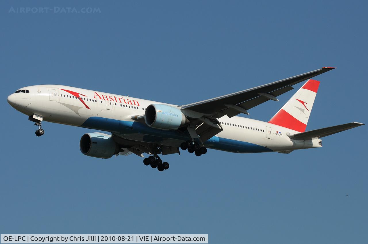 OE-LPC, 2002 Boeing 777-2Z9/ER C/N 29313, Austrian