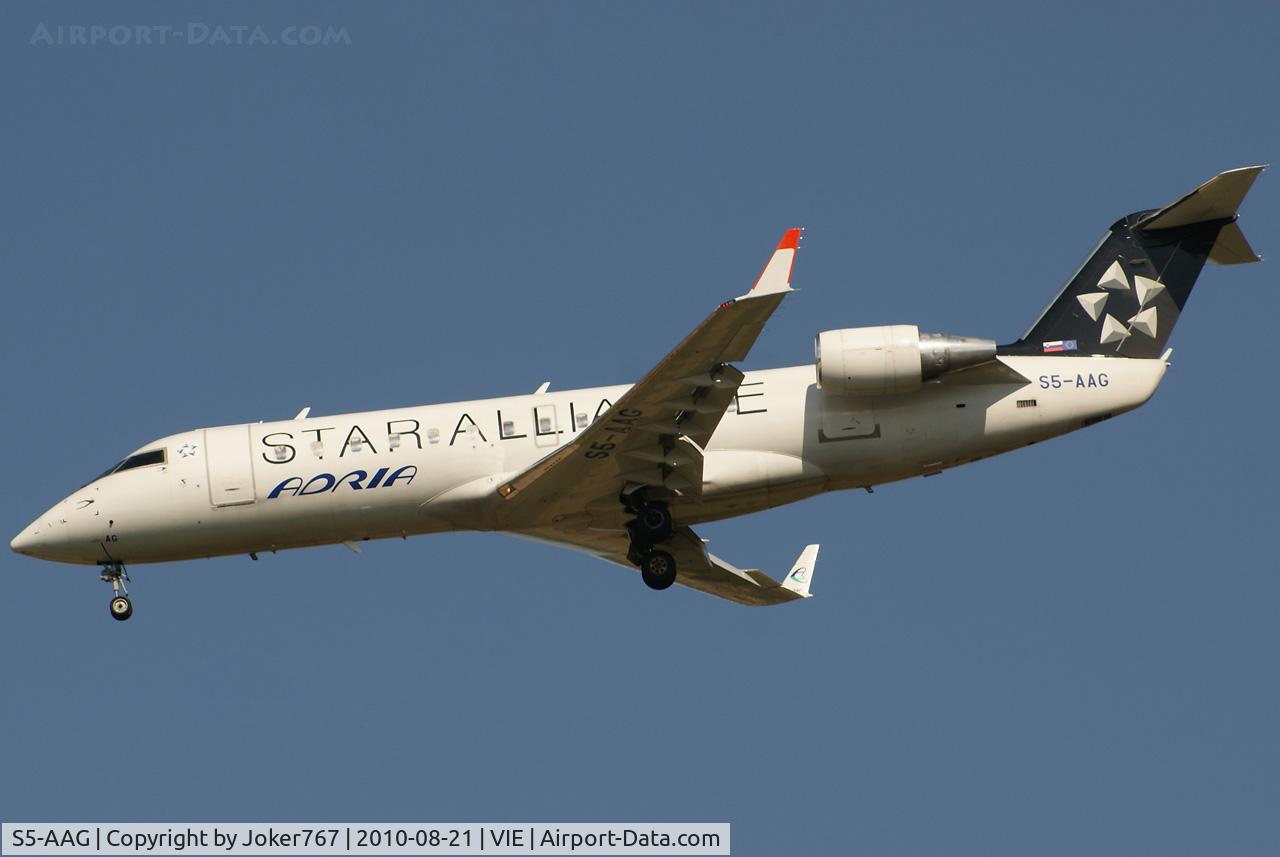 S5-AAG, 2000 Canadair CRJ-200LR (CL-600-2B19) C/N 7384, Adria
