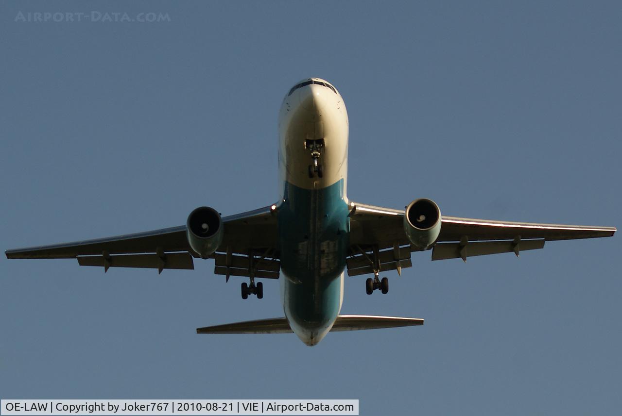 OE-LAW, 1992 Boeing 767-3Z9/ER C/N 26417, Austrian Airlines