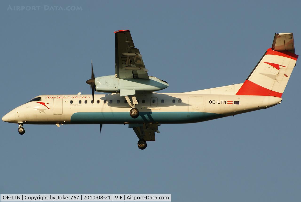 OE-LTN, 1998 De Havilland Canada DHC-8-314Q Dash 8 C/N 531, Austrian arrows