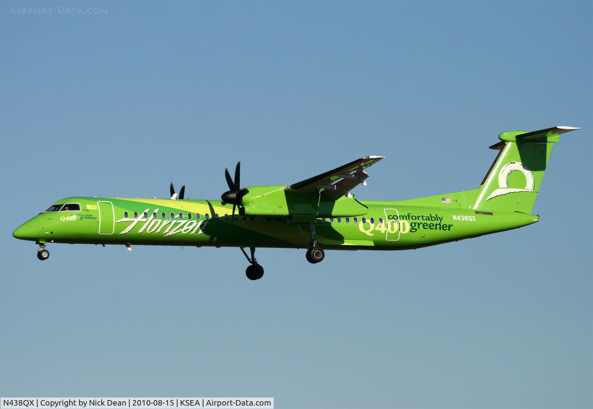N438QX, 2009 Bombardier DHC-8-402 Dash 8 C/N 4243, KSEA
