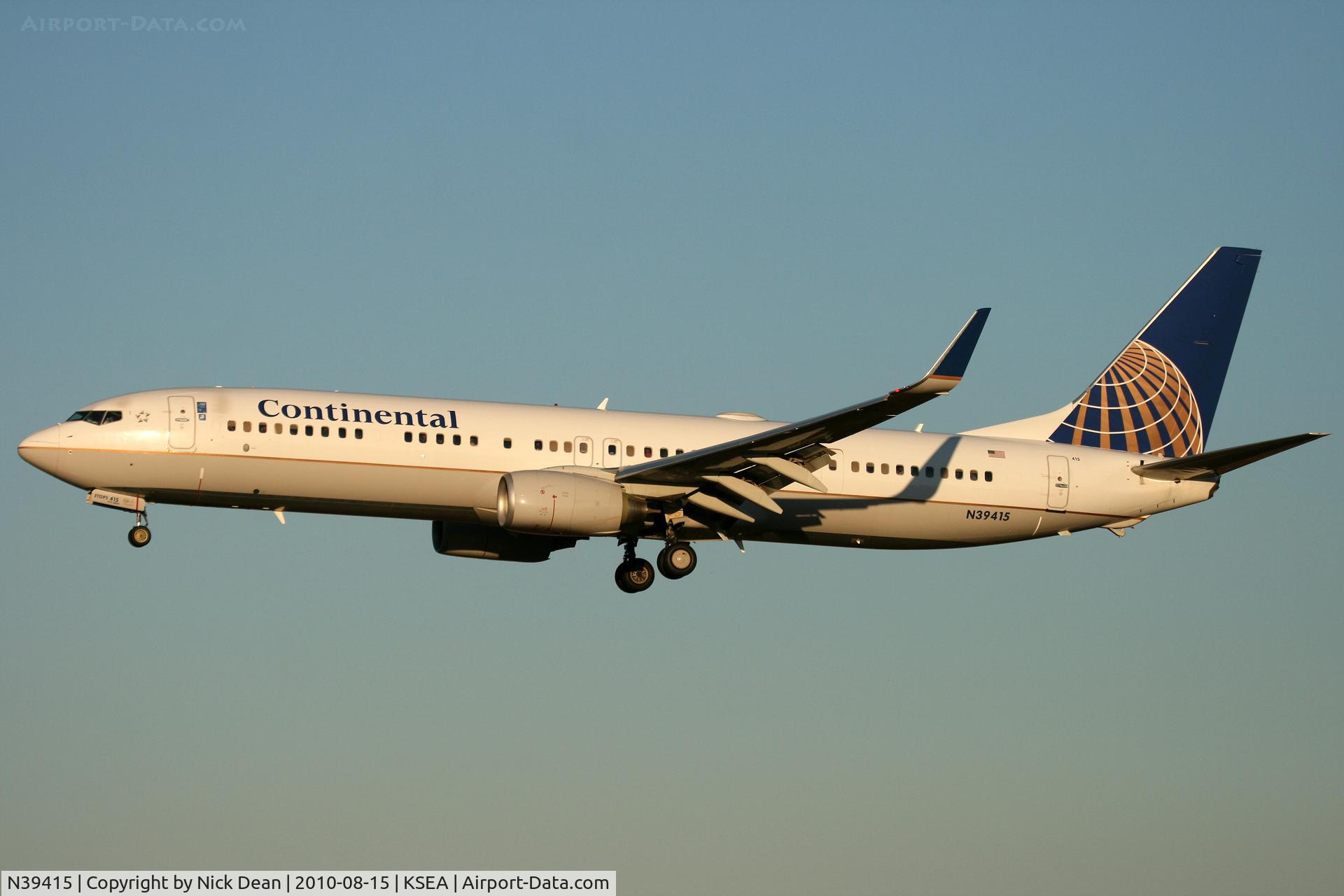 N39415, 2008 Boeing 737-924/ER C/N 32826, KSEA