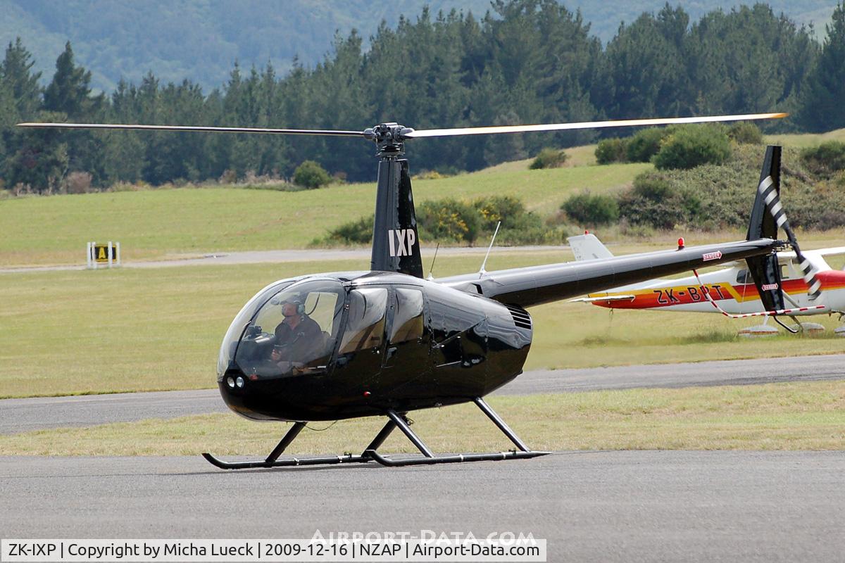 ZK-IXP, Robinson R44 C/N 1811, At Taupo