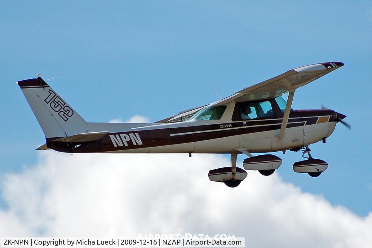ZK-NPN, 1978 Cessna 152 C/N 15281623, At Taupo