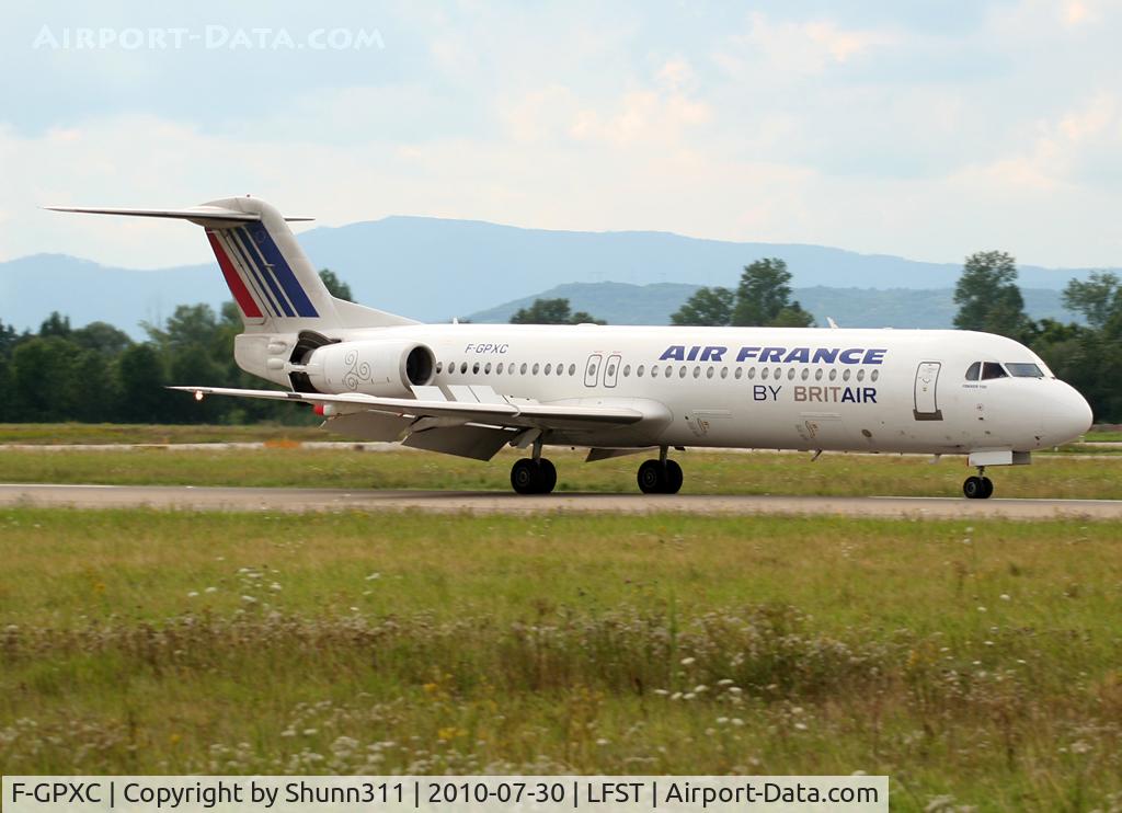 F-GPXC, 1994 Fokker 100 (F-28-0100) C/N 11493, Landing rwy 05