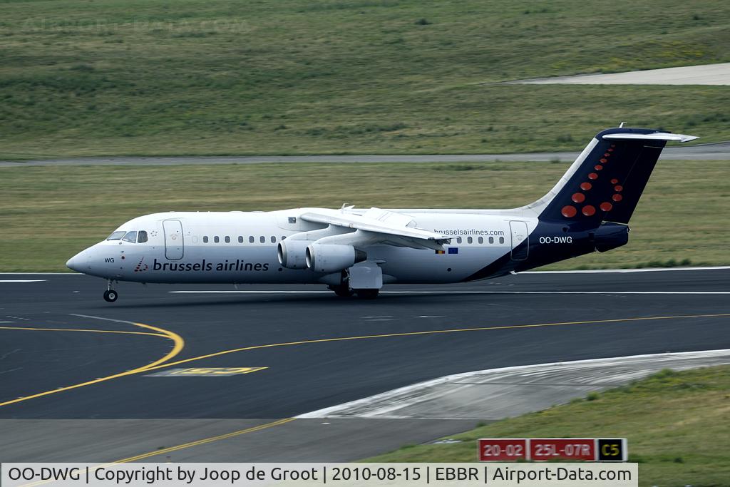 OO-DWG, 1998 British Aerospace Avro 146-RJ100 C/N E3336, return to its home base.