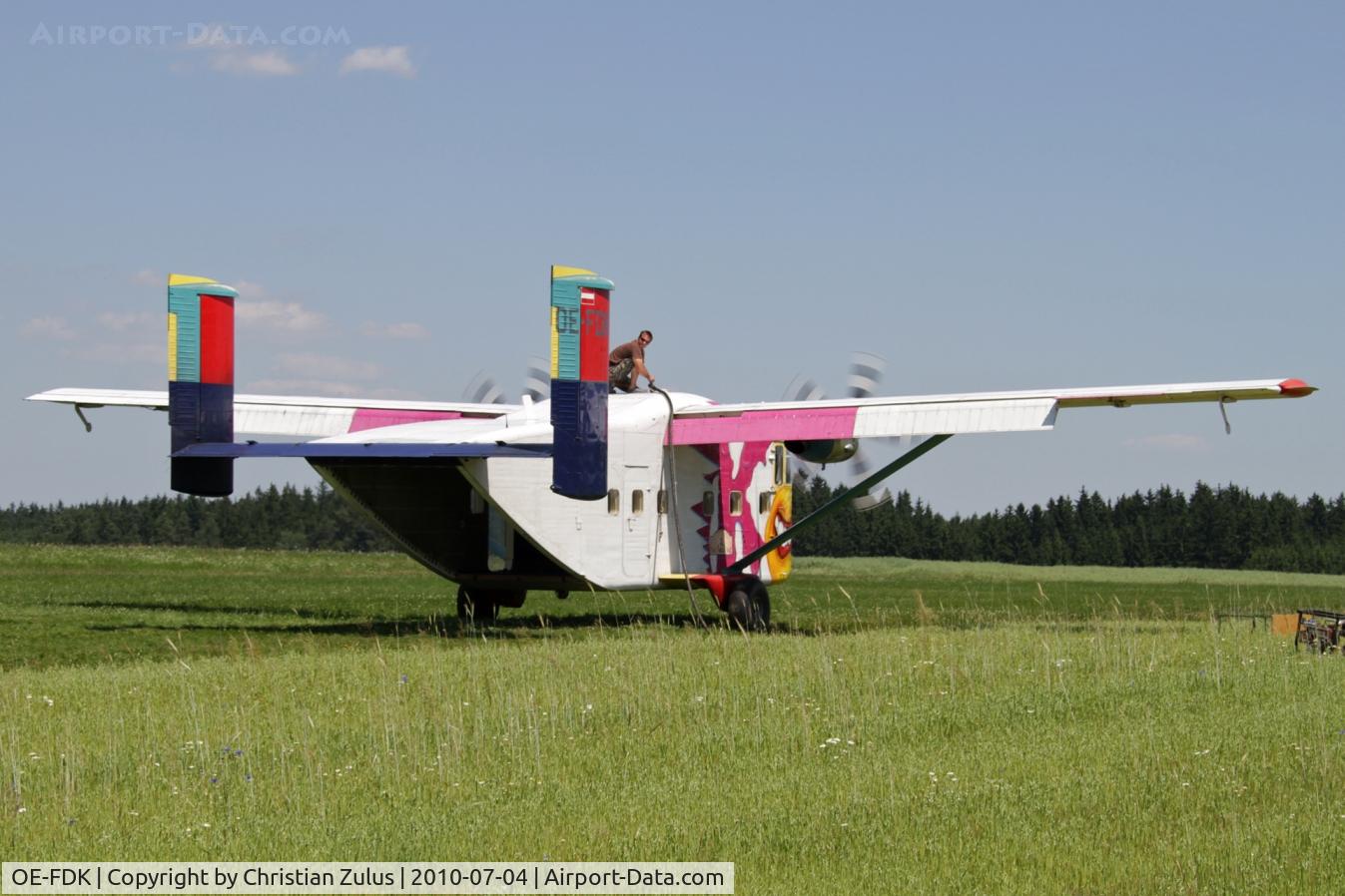 OE-FDK, 1972 Short SC-7 Skyvan 3A-100 C/N SH.1901, Pink Aviation