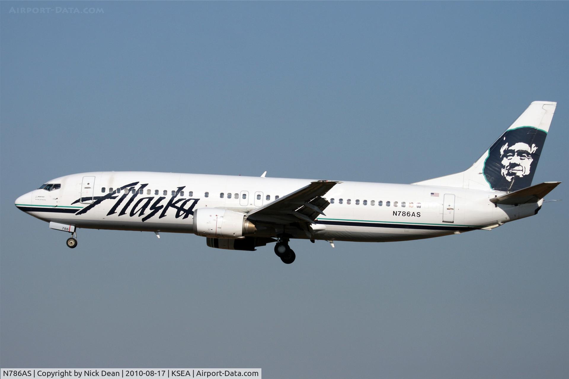 N786AS, 1990 Boeing 737-4S3 C/N 24795, KSEA