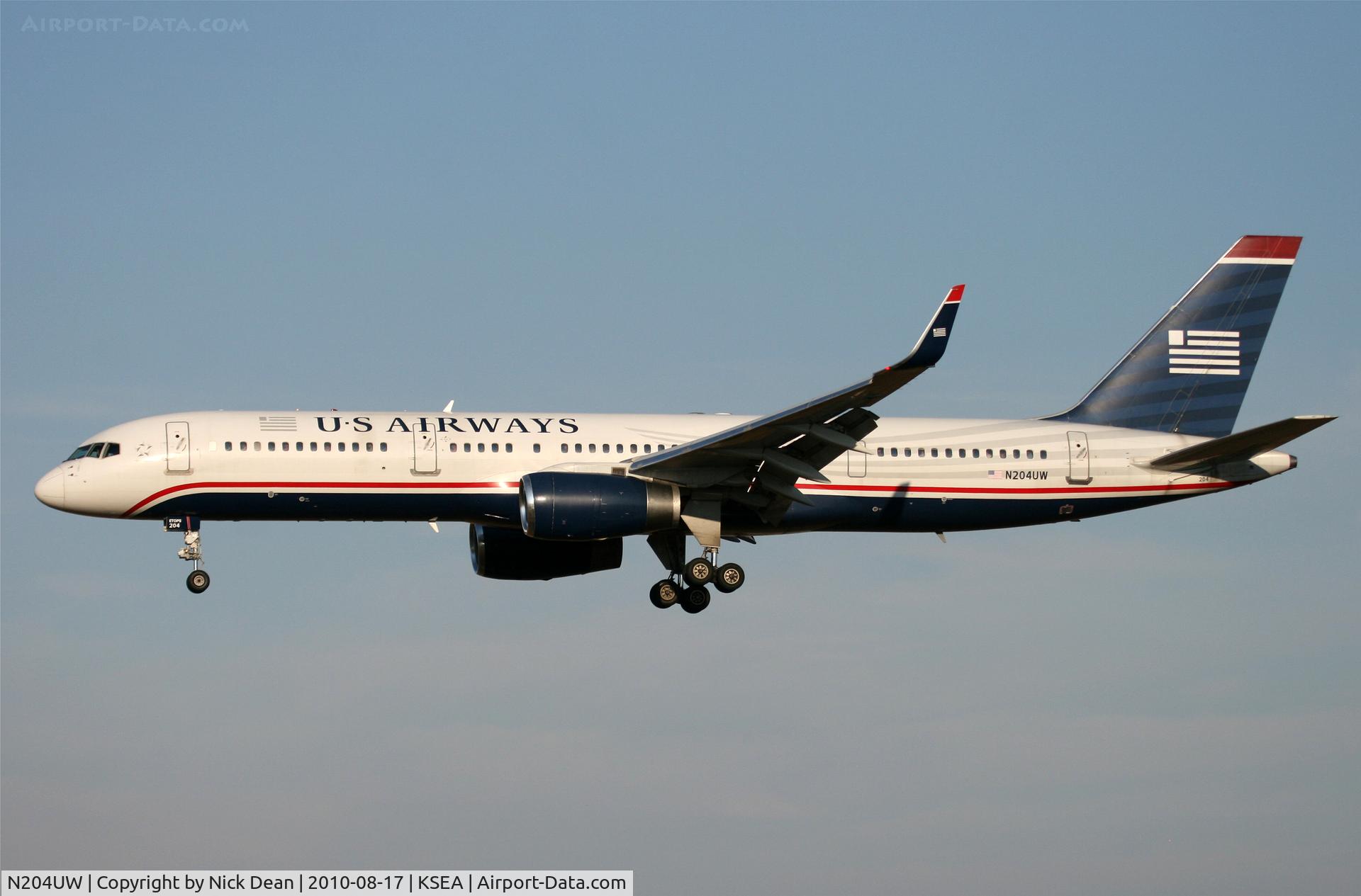 N204UW, 2000 Boeing 757-23N C/N 30886, KSEA