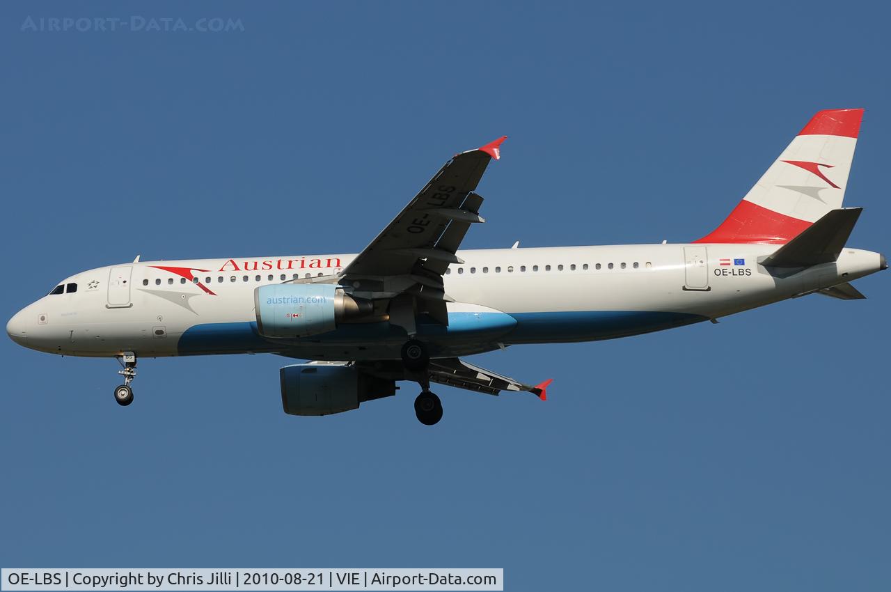 OE-LBS, 2000 Airbus A320-214 C/N 1189, AUA