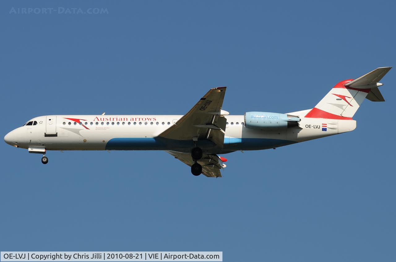 OE-LVJ, 1991 Fokker 100 (F-28-0100) C/N 11359, AUA