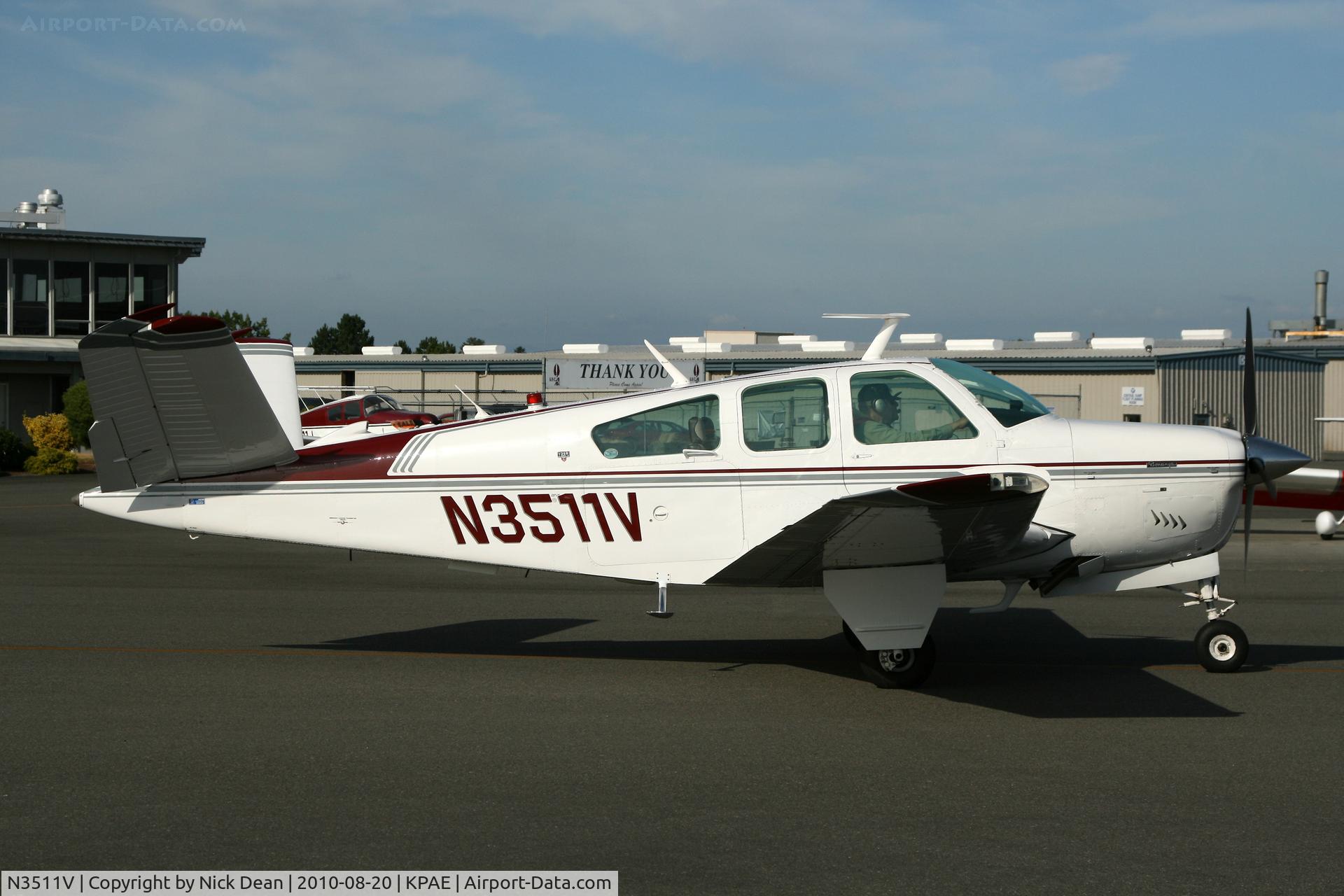 N3511V, 1980 Beech V35B Bonanza C/N D-10353, KPAE