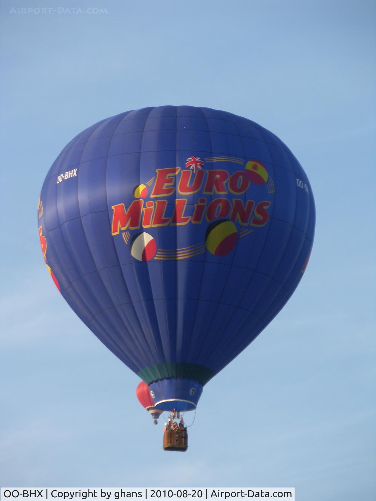 OO-BHX, 2005 Libert L.3000 C/N 308/032, @ Hotton 2010